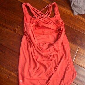 Lululemon Razorback tank built in sports bra